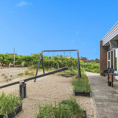 Paen Og Hyggelig Indrettet Sj3201 * Henne Strand